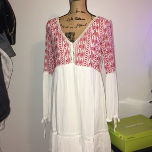 WHITE V NECK DRESS WITH RED EMBROIDERY